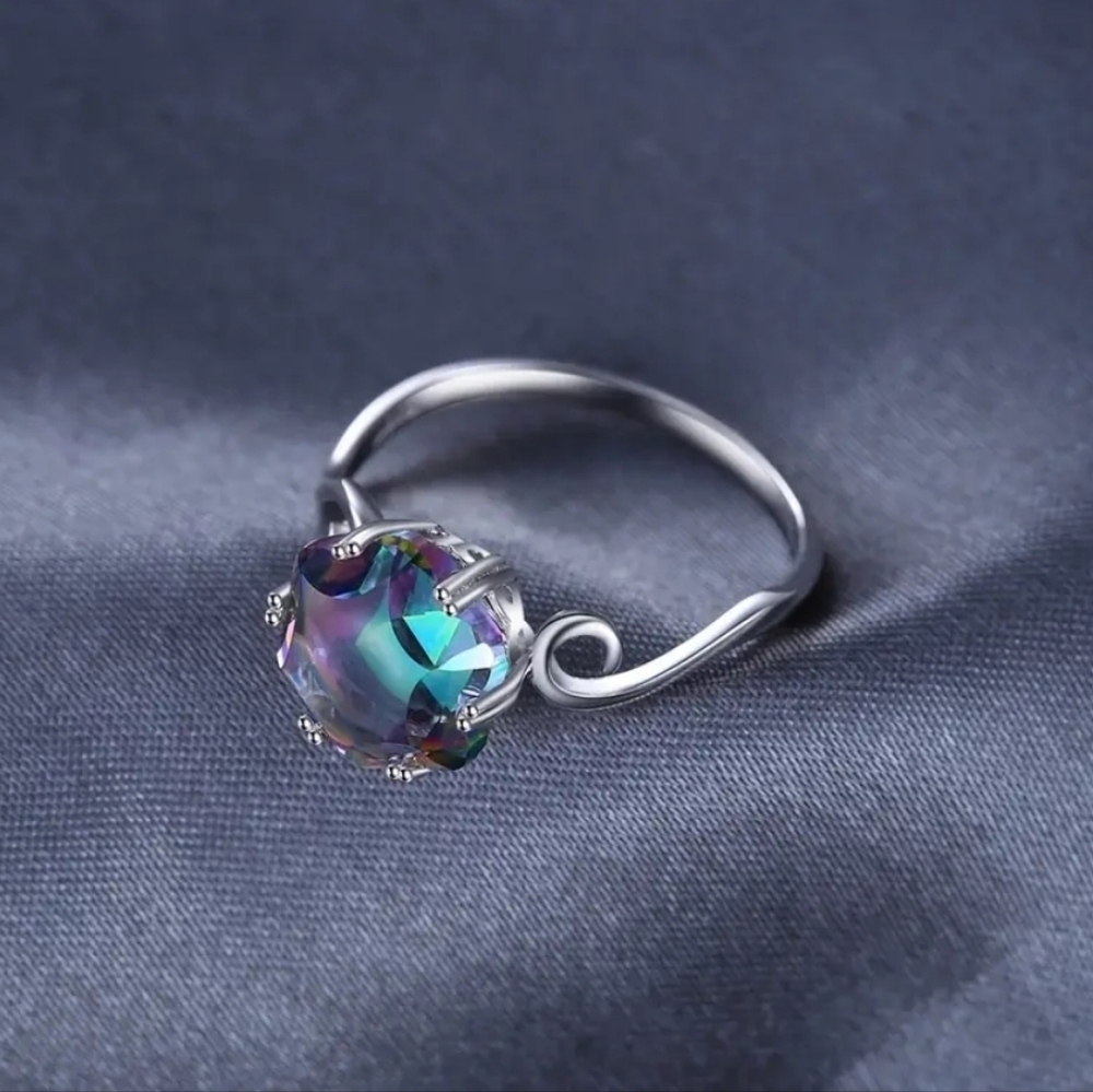 VQ Sterling Silver Ring - Picture 3 of 6